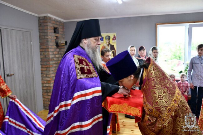 У Луцьку УПЦ (МП) освятила тимчасовий храм. ФОТО