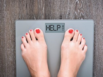 Дієтолог розповіла, через які хвороби людина може набирати зайву вагу