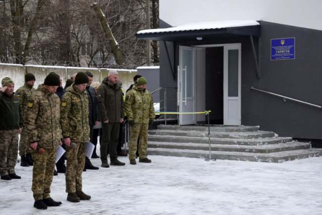 На Волині прикордонникам передали автівки та потрібне обладнання