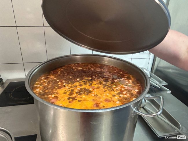 Готова солянка