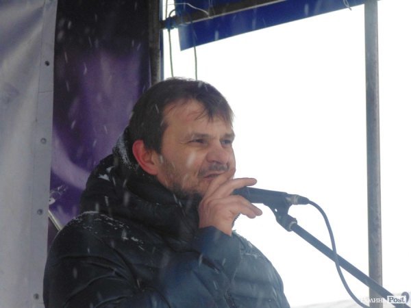 Віче на луцькому Євромайдані. ФОТО