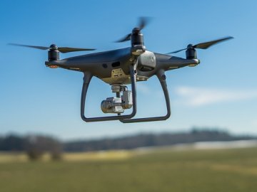 Наркотики до в`язниці намагалися передати квадрокоптером