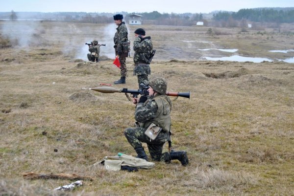 Волинські військові посилено тренуються