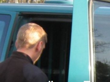 Пригоди українця в Польщі: молодик використав паспорт брата-близнюка, аби працювати за кордоном