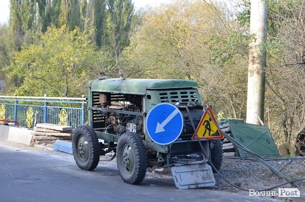 У Луцьку ремонтують міст за півмільйона. ФОТО