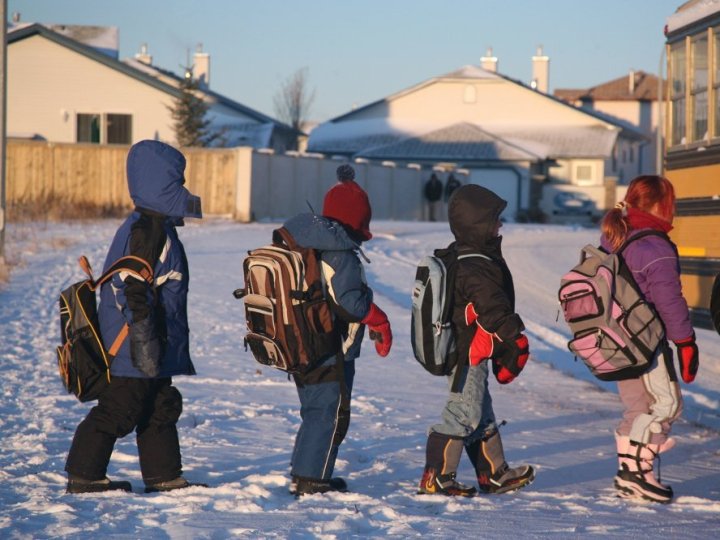 На Волині з 26 січня школярі повертаються на очне навчання
