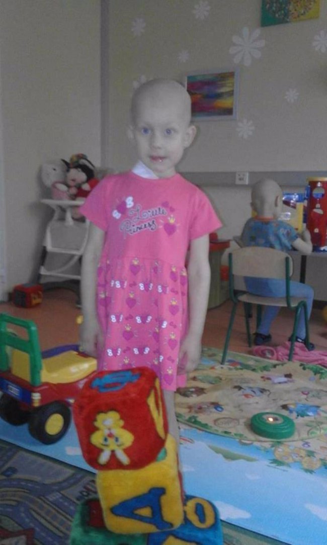 Маленька волинянка потребує коштів на лікування