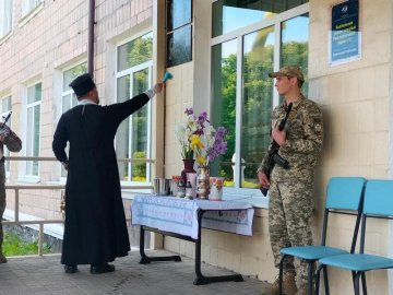На Волині вшанували пам’ять Героїв Сергія Іванова та Володимира Острова