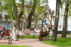 У довоєнний час лучани полюбляли смакувати кавою у цукерні Розаліні. ФОТО