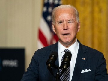 Байден: «Ми відповімо, якщо Путін застосує хімічну зброю»