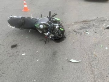 На Волині пенсіонерка на «Мазді» збила мотоцикліста