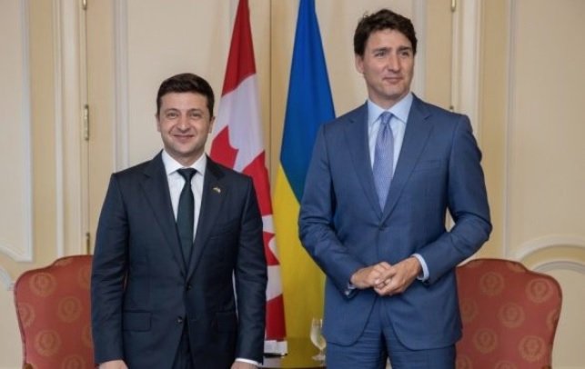 Українцям пропонують спрощену систему виїзду до Канади 