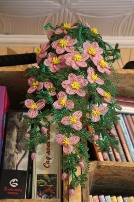 Волинянка перетворила власну оселю на казку. ФОТО