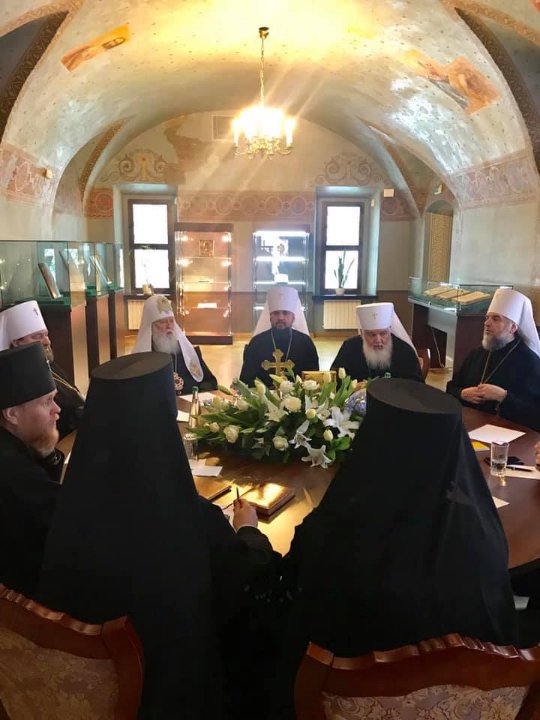 Священик з Волині показав закулісся першого засідання синоду ПЦУ. ФОТО