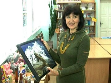 Незвичне хобі: лучанка колекціонує слоників