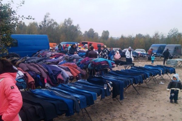 В райцентрі на Волині - війна місцевих з «чорними». ФОТО. ВІДЕО