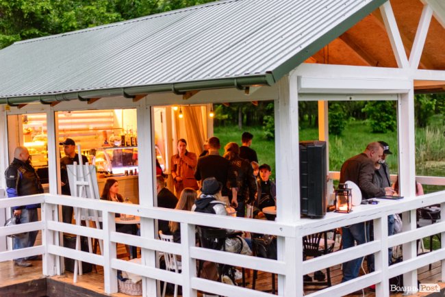 «Вечірня кава зі смаком історії»: розповіли, якими були перші ретрокари Луцька і «Rajd Wołyński» 90 років тому. ФОТО