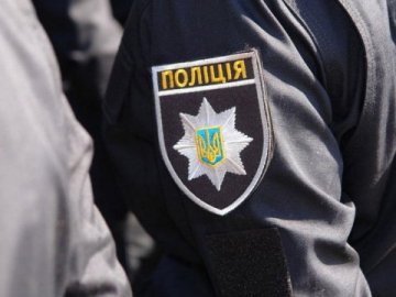 Волинянин у автомобілі перевозив боєприпаси