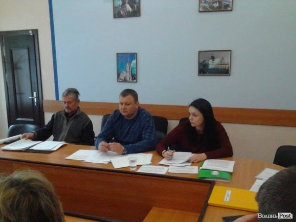 Луцьким підприємцям дозволять подавати звітність на папері. ФОТО