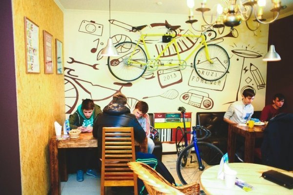 «Велопосиденьки» в луцькій кав'ярні. ФОТО