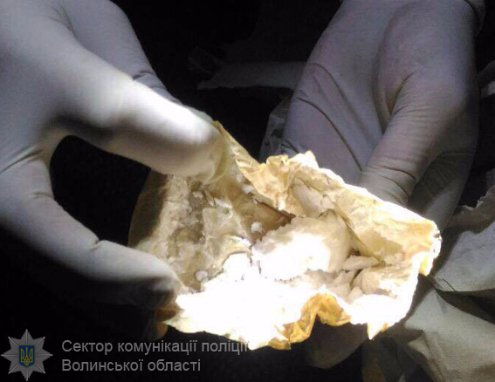 Затримали лучан, які виготовляли та продавали наркотики