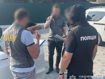 Депутату Волиньради оголосили підозру в одержанні $35 тисяч хабара