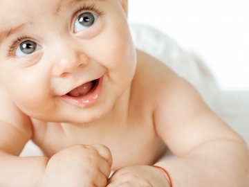 У луцькому пологовому видали ювілейне свідоцтво про народження