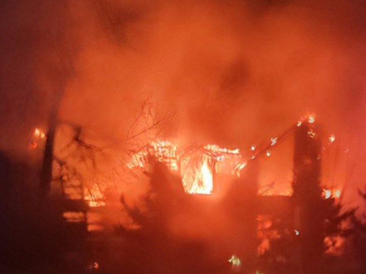 Легендарний ресторан під Луцьком, який знищила пожежа, розібрали