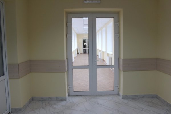 Луцький міський голова побував у жіночій консультації. ФОТО