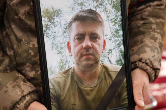 У Луцьку попрощались із загиблим Героєм Дмитром Лясковцем