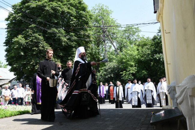 «Пам’ять людська не забуде повік»: вшанували розстріляних в'язнів Луцької тюрми. ФОТО