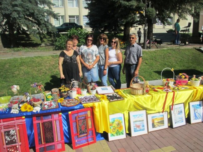 У центрі Горохова влаштували ярмарок. ФОТО
