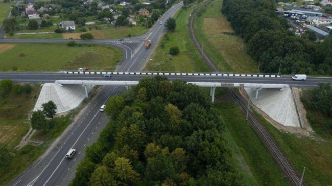 У селі поблизу Луцька відремонтували міст. ФОТО