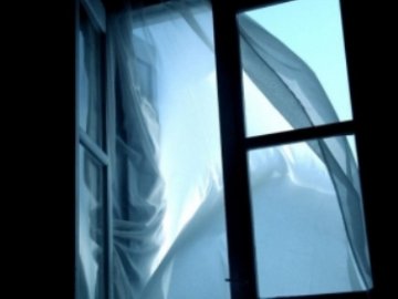 У Мелітополі юнак вижив після падіння з 8-го поверху