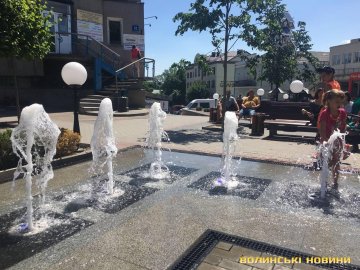 У будні в Луцьку додатково працюватимуть 2 фонтани 