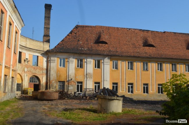 Відновити замок та збудувати ратушу: як планують «відроджувати» Олику. ФОТО