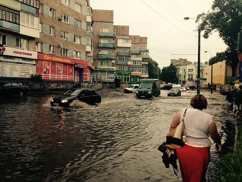 В місті Рівне - потоп.ФОТО.ВІДЕО