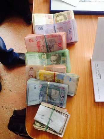 Волинянин віддав фуру активістам. ФОТО