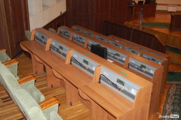 Порожня ложа регіоналів