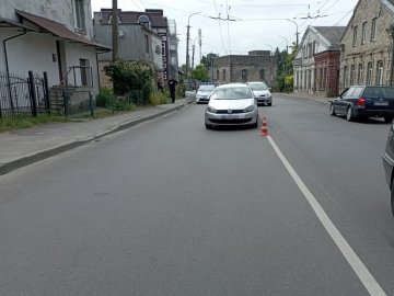 У Луцьку у ДТП постраждала 12-річна дівчинка. ФОТО