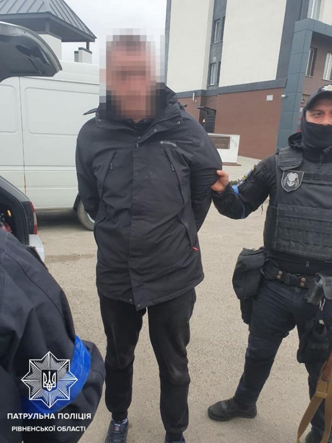 «Спалився» на слові «паляниця»: у Рівному затримали росіянина з вибухівкою  