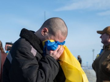 Україна повернула додому 207 полонених. ФОТО. ВІДЕО