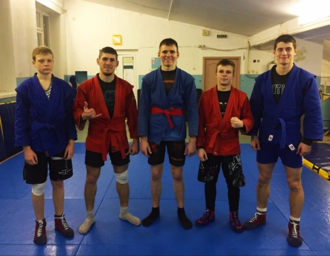 Як волинські «воїни» готуються до Чемпіонату України з ММА. ФОТО