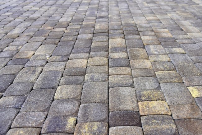 Компанія «Le Bruk» продає бруківку за акційною ціною*