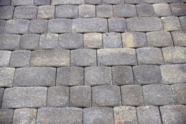 Компанія «Le Bruk» продає бруківку за акційною ціною*