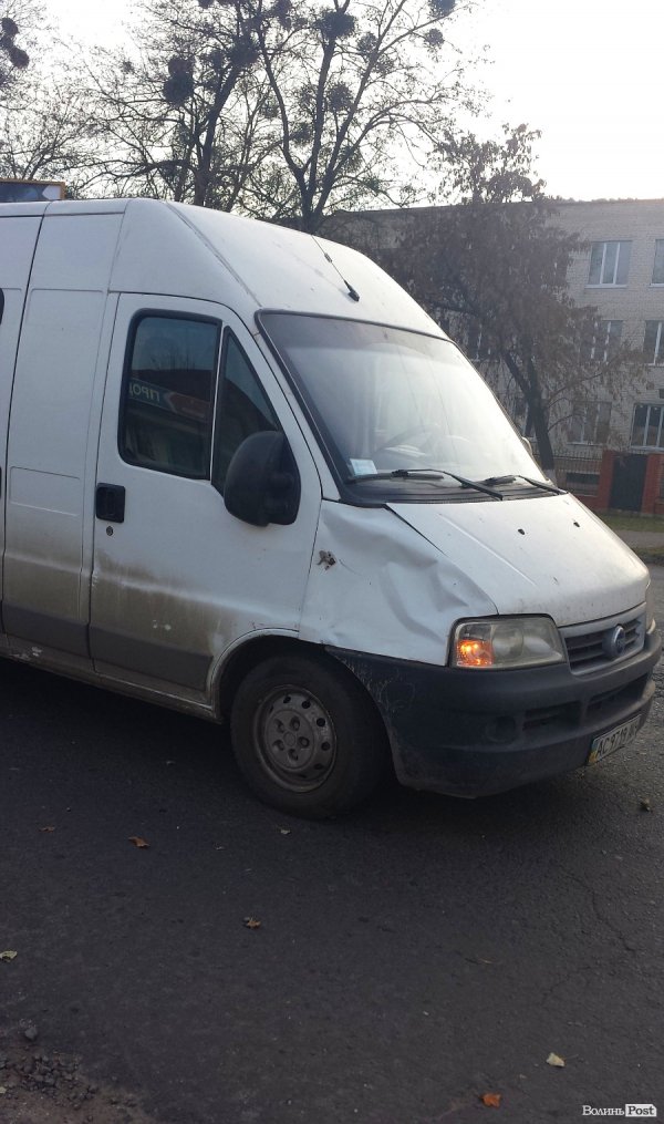 У Луцьку аварія: в чоловіка розрив легень. ФОТО