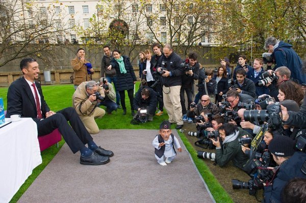 Зустрілися найвища і найнижча людина у світі. ФОТО