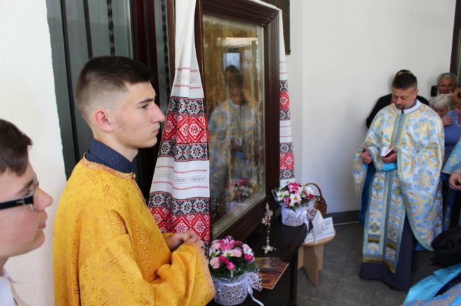 У Луцьку молилися біля чудотворної ікони. ФОТО