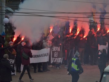 Ніхто не може узурпувати владу: у Луцьку пройшла акція протесту. ФОТО. ОНОВЛЕНО
