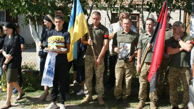 На Волині попрощалися із загиблим Героєм Юрієм Франком. ФОТО